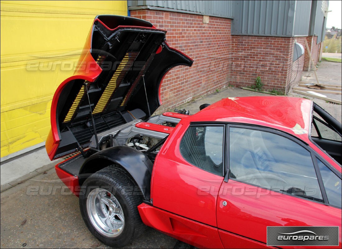 Ferrari 512 BB con 15,936 Miles, si preparano per superare #4