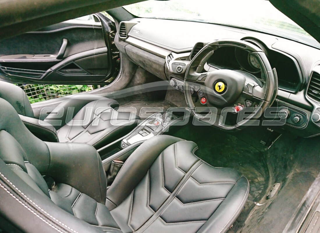 Ferrari 458 Spider (Europa) con 6,190 Miles, in preparazione per superare #10
