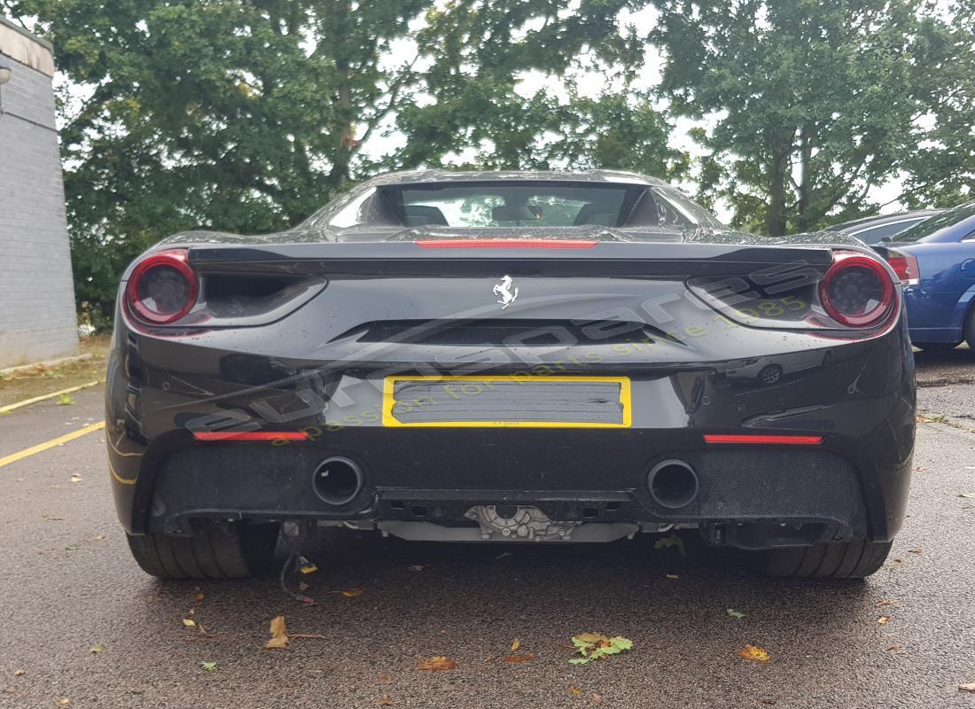 Ferrari 488 Spider (RHD) con 2,916 Miles, mentre si prepara a rompere #4