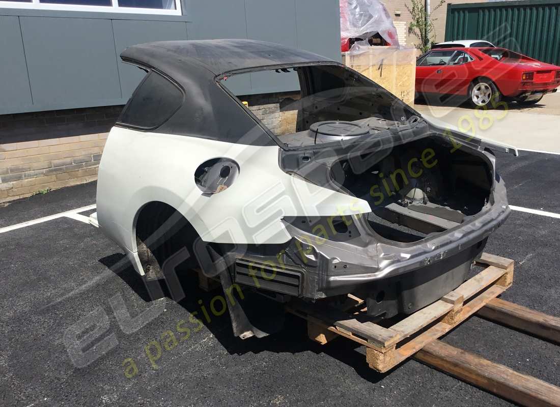 USED MASERATI COMPLETE REAR BODY . PART NUMBER GTREAR001 (1)