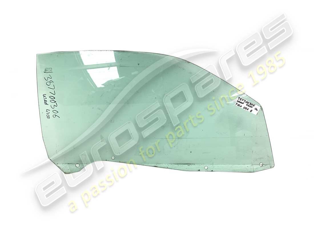 USATO Maserati VETRO PORTA DESTRA M338 . NUMERO PARTE 387700306 (1)
