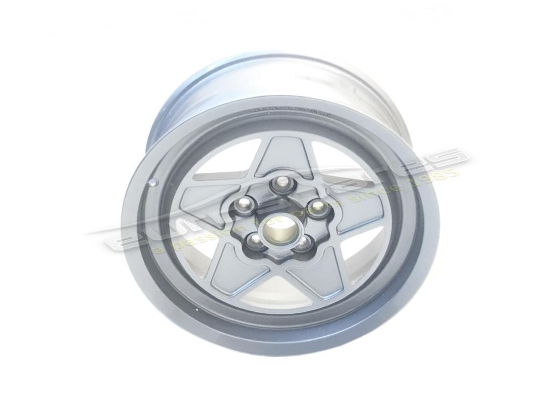 nuova ferrari ruota da strada trx. numero parte 117000 (1)