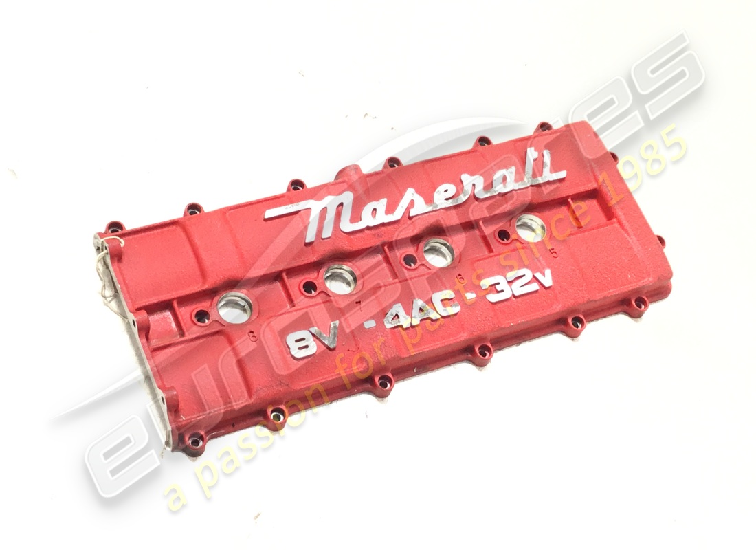USATO Maserati GRUPPO COPERCHIO SUPERIORE TESTA . NUMERO PARTE 585008701 (1)