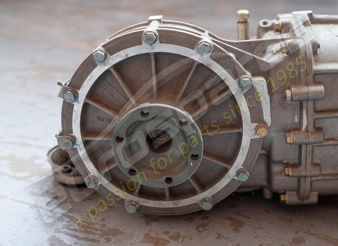 nuovo (altro) maserati cambio completo. numero parte 184451 (2)