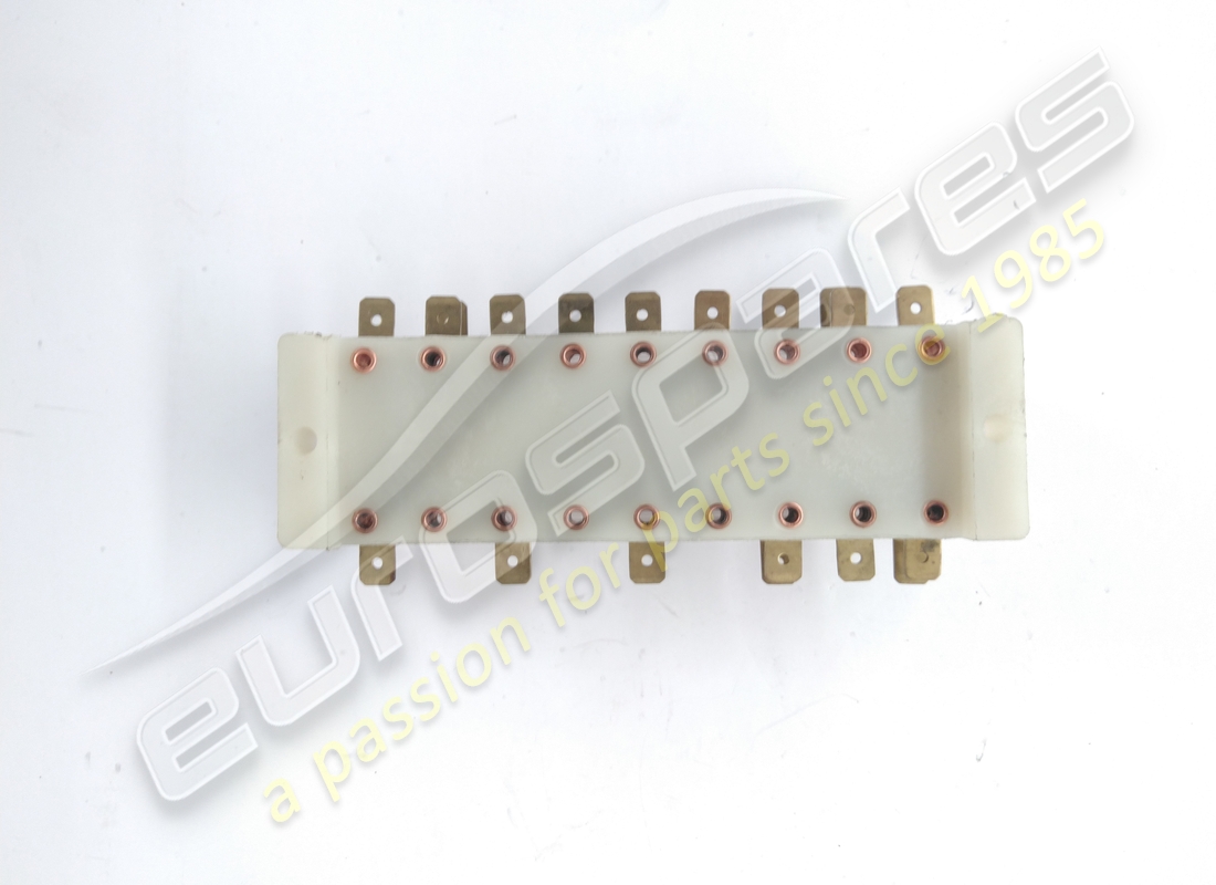 nuova ferrari scatola fusibili sx completa bianca. numero parte 50181007 (3)