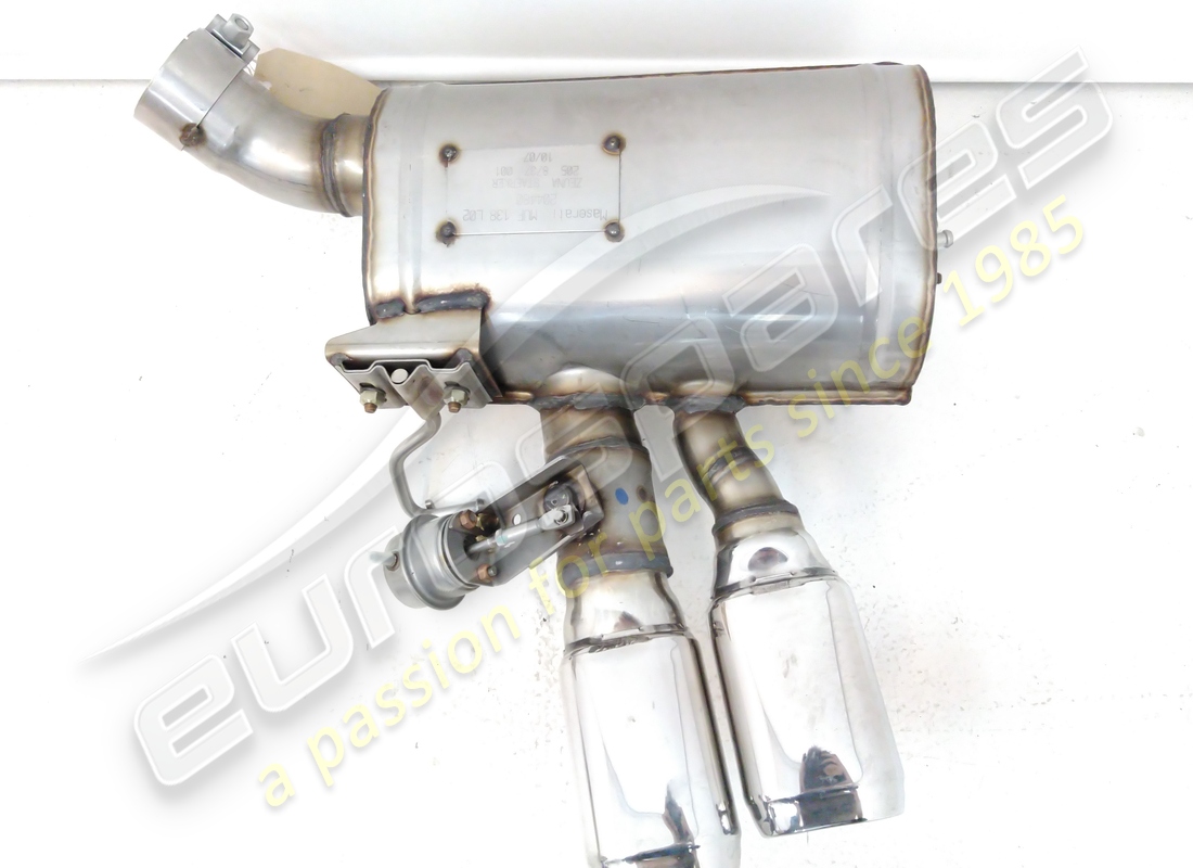 nuovo maserati silenziatore posteriore sx. numero parte 204480 (3)