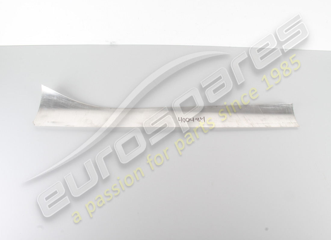 nuovo ferrari rivestimento sx. numero parte 40049900 (2)