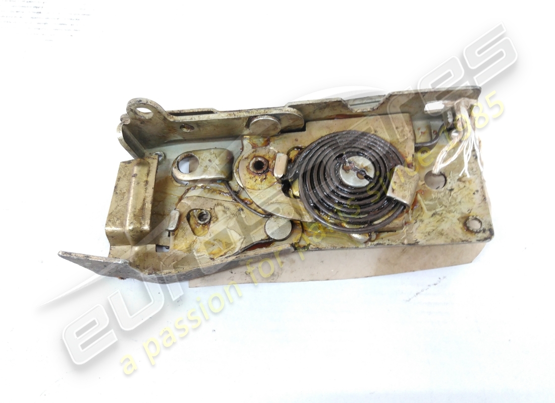 NUOVO (ALTRO) Ferrari SERRATURA PORTA DESTRA . NUMERO PARTE 2433017201 (1)