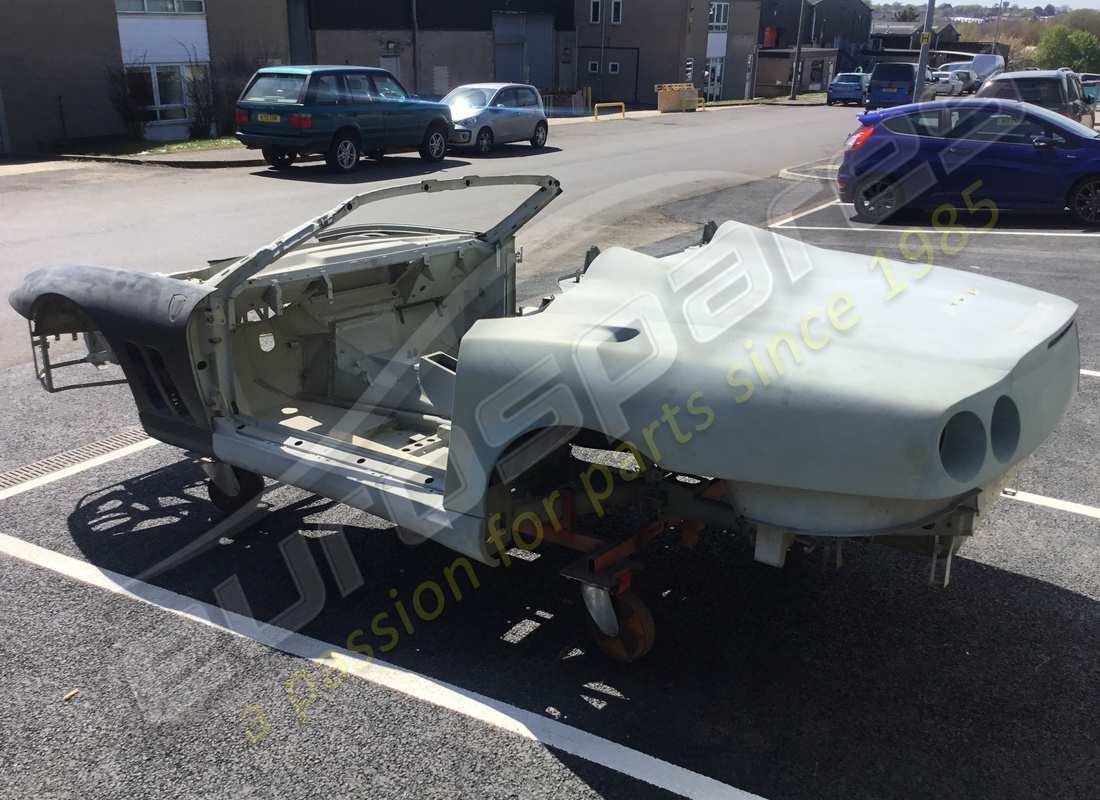 nuova carrozzeria e pannelli barchetta eurospares ferrari 550. numero parte eap1227196 (6)