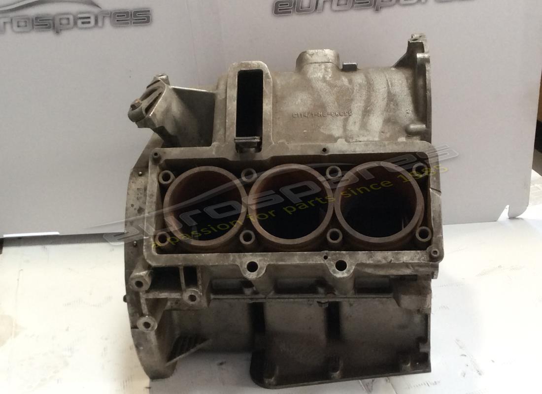 USATO Maserati BASAMENTO CILINDRI COMPLETO DI CANNE . NUMERO PARTE 5432180 (1)