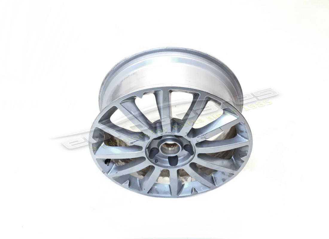 CERCHIO IN LEGA ANTERIORE USATO Maserati, 18 IN . NUMERO PARTE 670019032 (1)