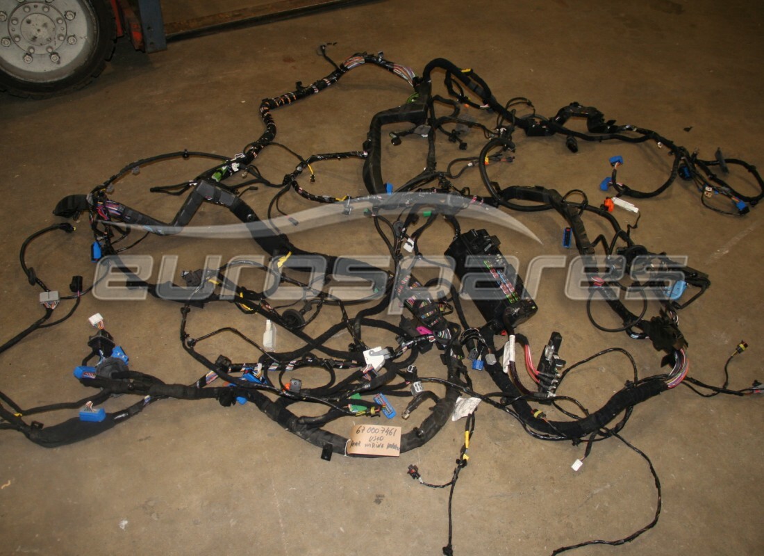USATO Maserati CABLAGGIO POSTERIORE . NUMERO PARTE 670007461 (1)