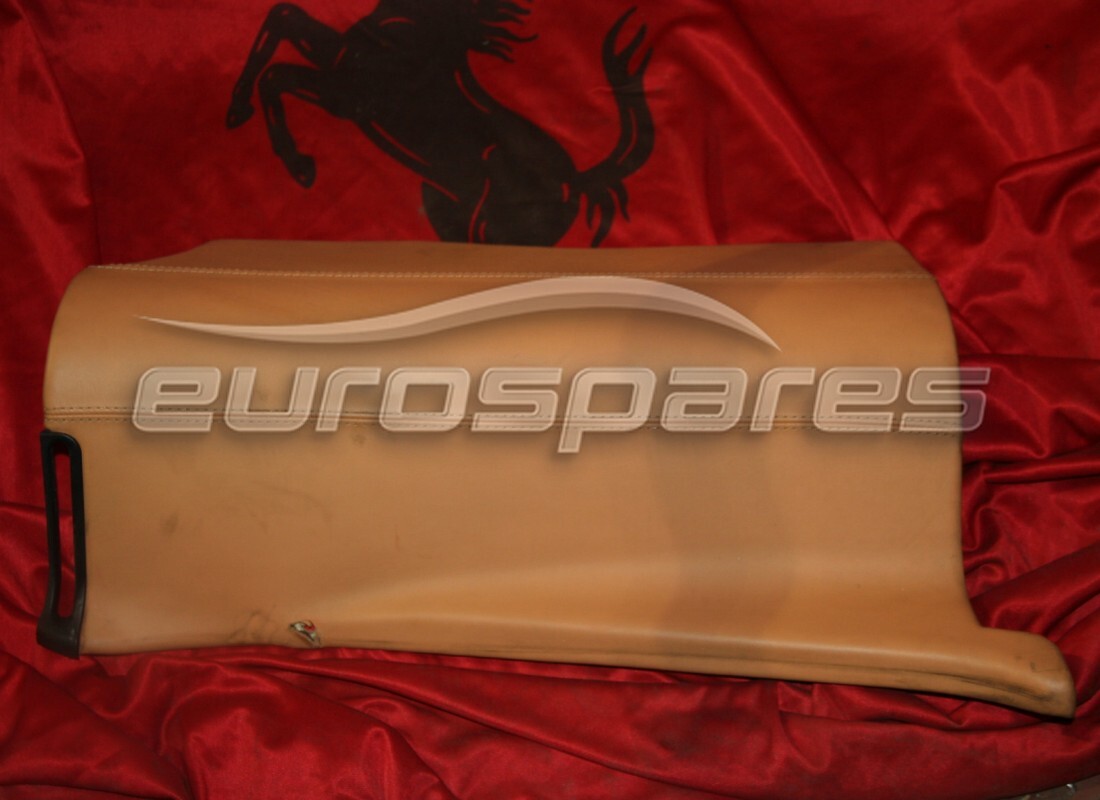 USATO Ferrari COPERCHIO PILASTRO CENTRALE DESTRO COMPLETO. NUMERO PARTE 659020.. (1)
