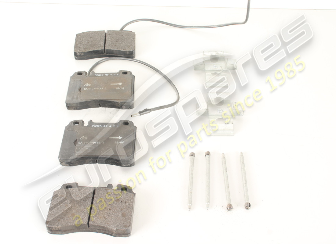nuovo ferrari set pastiglie freno anteriore. numero parte 70000802 (1)