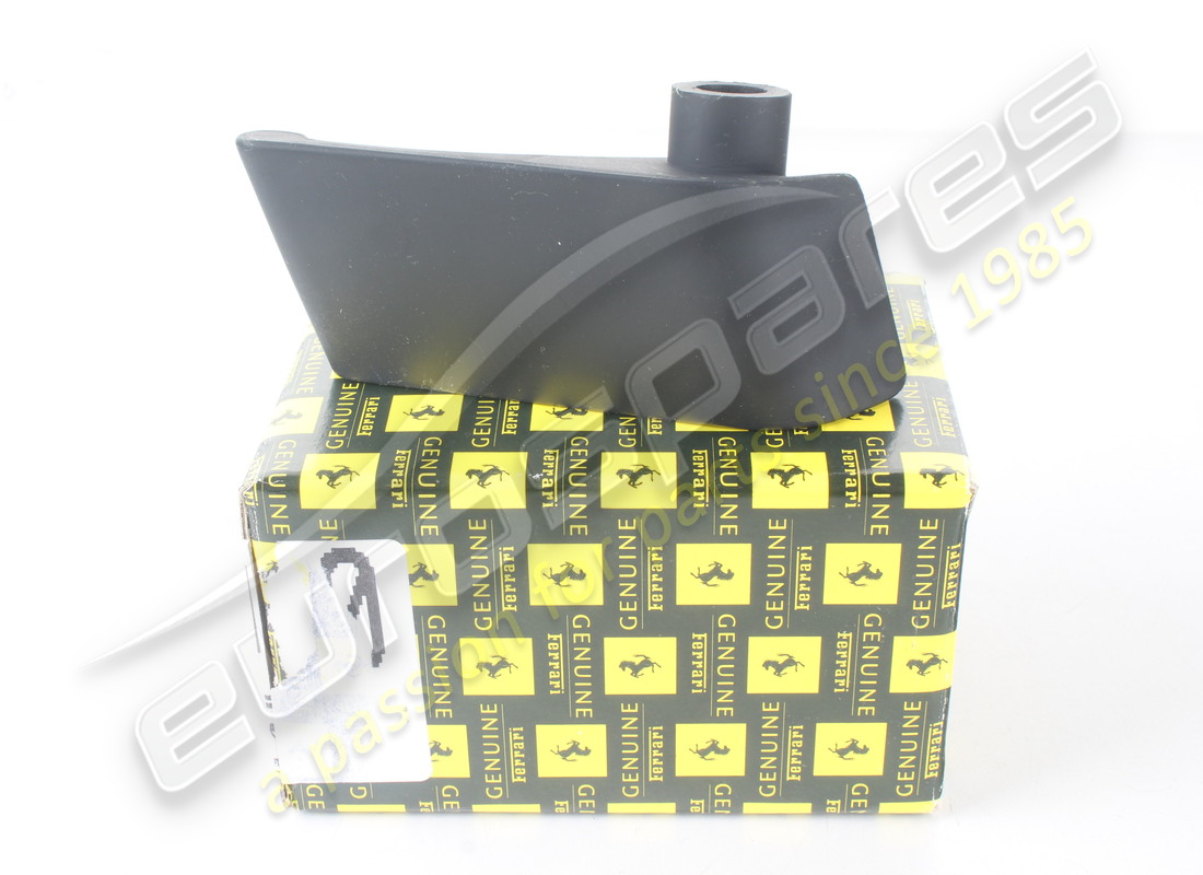 new ferrari rh inner handle for door opening. part number 63518900 (1)