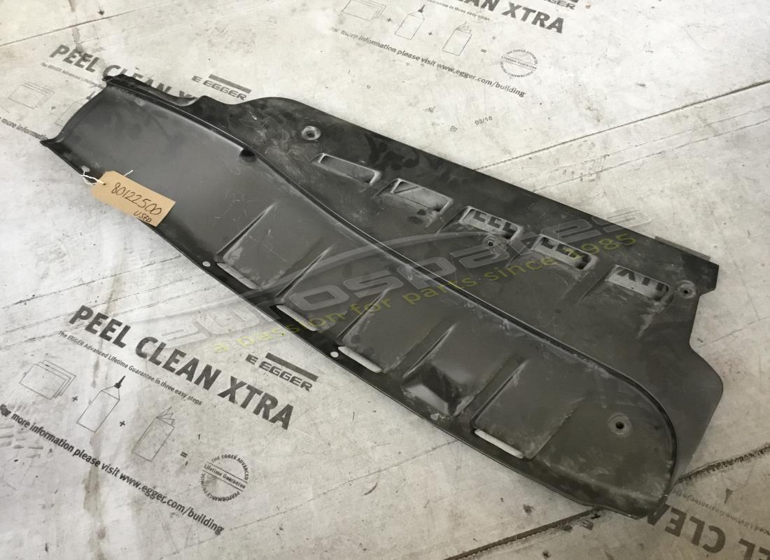 USATO Ferrari PANNELLO ANTERIORE DESTRO . NUMERO PARTE 80122500 (1)