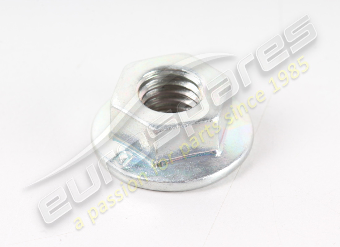 nuovo maserati dado. numero parte 675000443 (1)