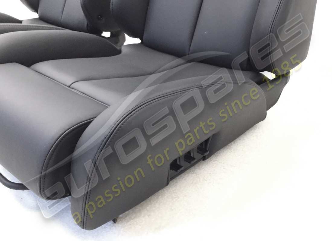 ricondizionato eurospares coppia nero posti a sedere (testarossa). numero parte eap1227215 (5)