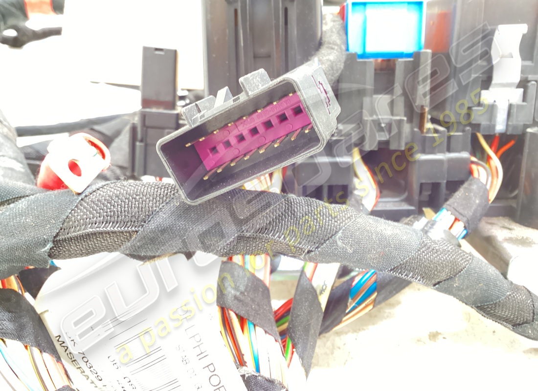 usato maserati motore completo compt. cablaggio (opz.). numero parte 228523 (4)