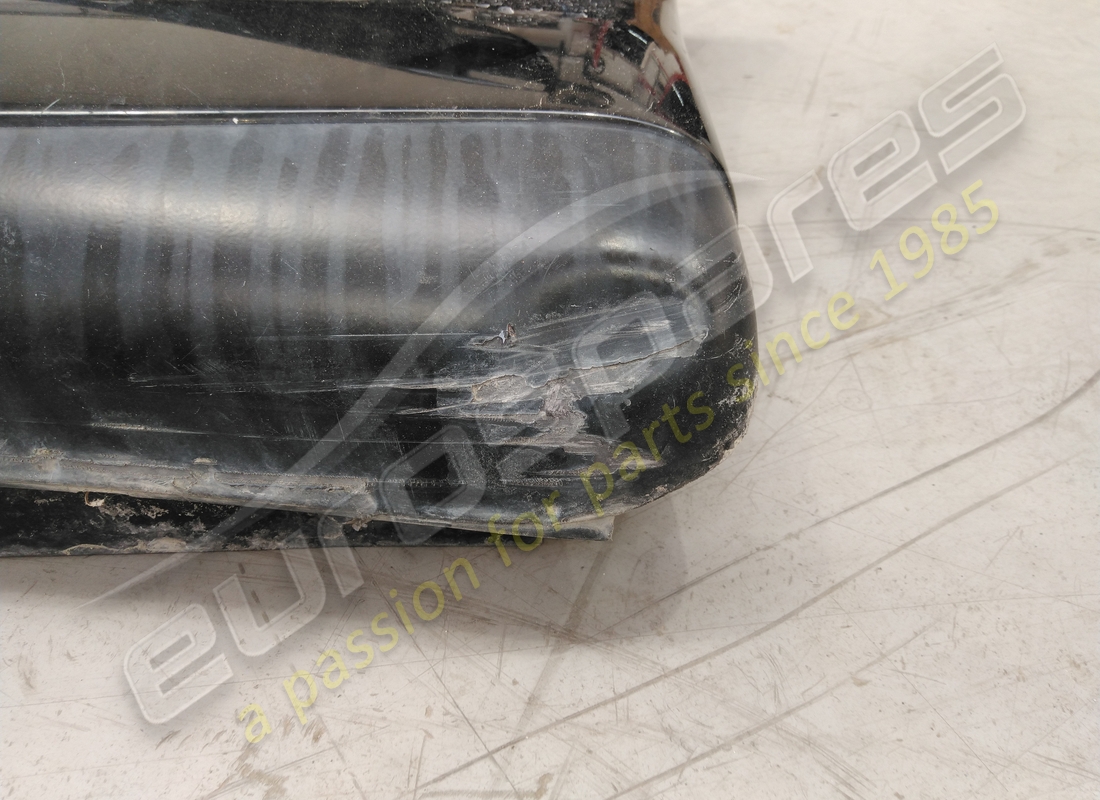 pannello di copertura soglia dx usato ferrari. numero parte 63145400 (2)
