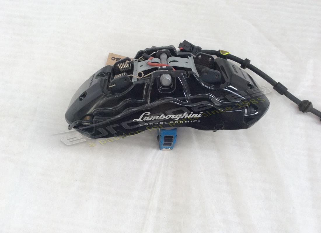 USATA Lamborghini PINZA FRENO CCB NERA . NUMERO PARTE 4T0615106 (1)