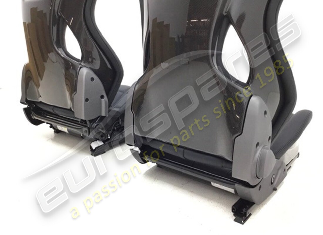 nuovo ferrari 488 lhd racing posti a sedere in nero. numero parte 876389000 (7)