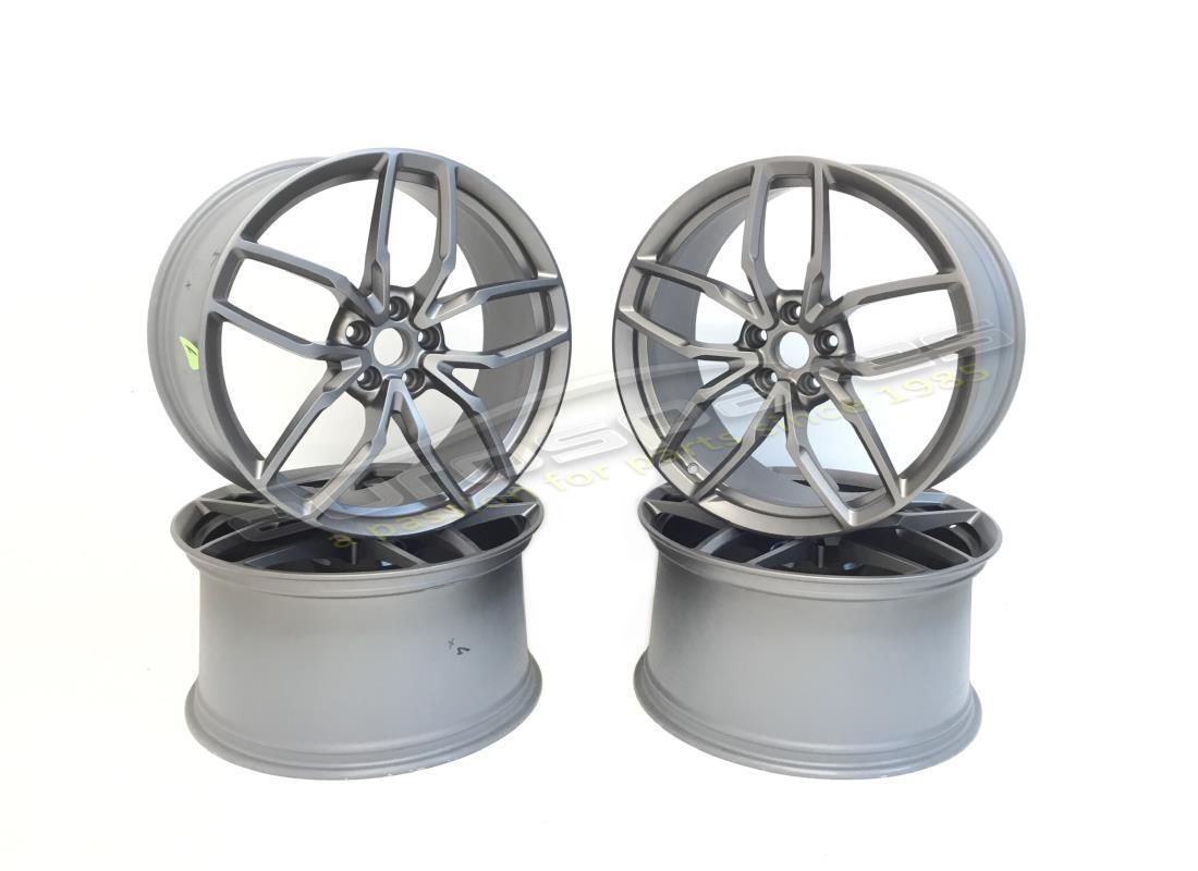 SET RUOTE Lamborghini RICONDIZIONATO (MIMAS) . NUMERO PARTE 4T0601017B01 (1)