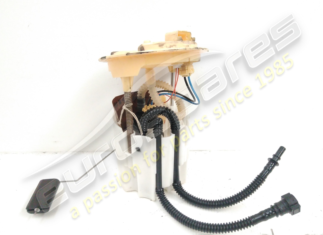 POMPA CARBURANTE SINISTRA Maserati USATA. NUMERO PARTE 670004173 (1)