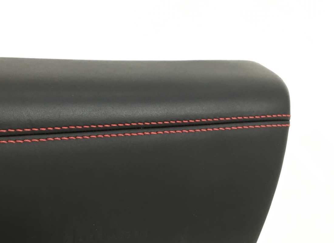 pannello porta dx usato ferrari. numero parte 84420912 (3)