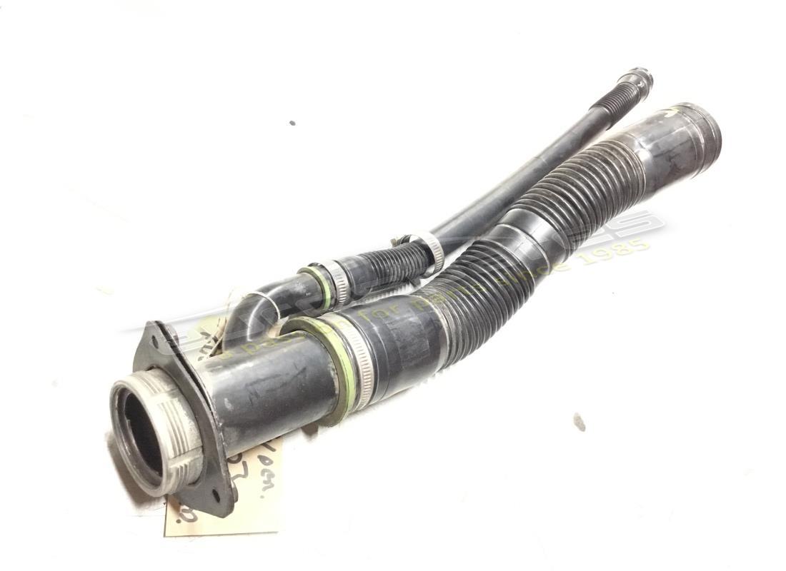 Maserati BOCCHETTONE DI RIEMPIMENTO CARBURANTE USATO. NUMERO PARTE 190203 (1)