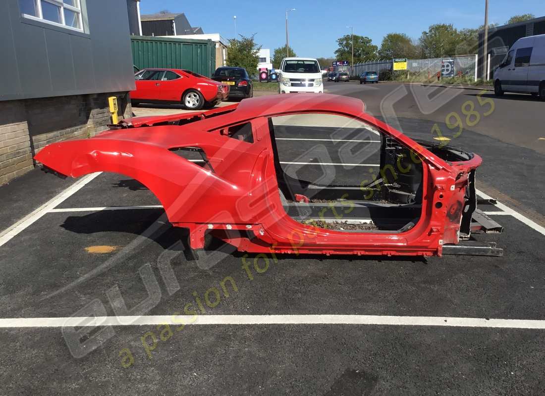 carrozzeria completa ferrari usata. numero parte 87260000 (3)