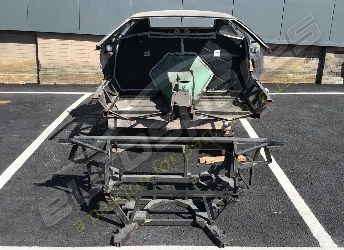 nuovo lamborghini telaio posteriore completo. numero parte dia60chassis (6)