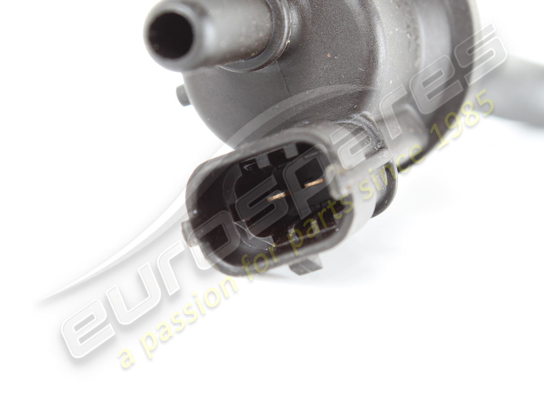 tubo di giunzione della valvola di scarico sx usato ferrari. numero parte 304460 (3)