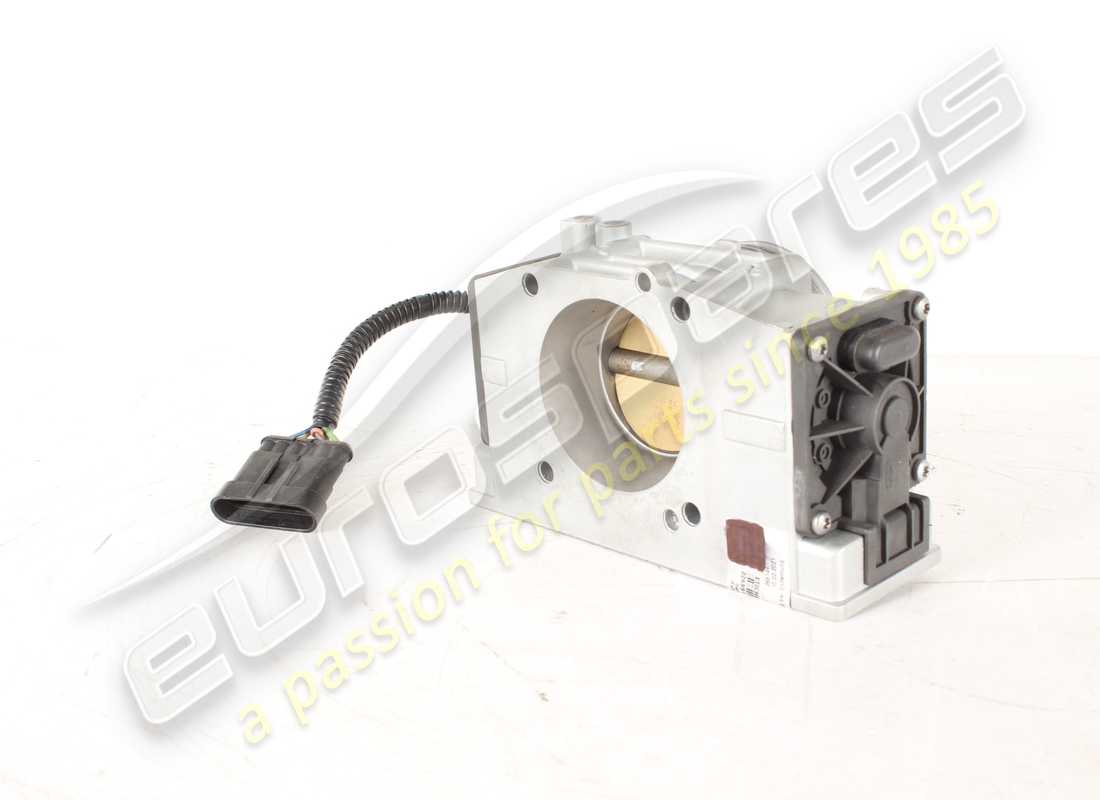 nuovo maserati corpo farfallato. numero parte 585064604 (2)