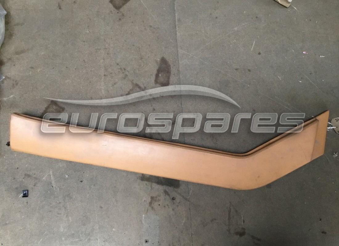 USATO Ferrari PANNELLO PORTA DESTRA IN CREMA VM4208 . NUMERO PARTE 63626405 (1)