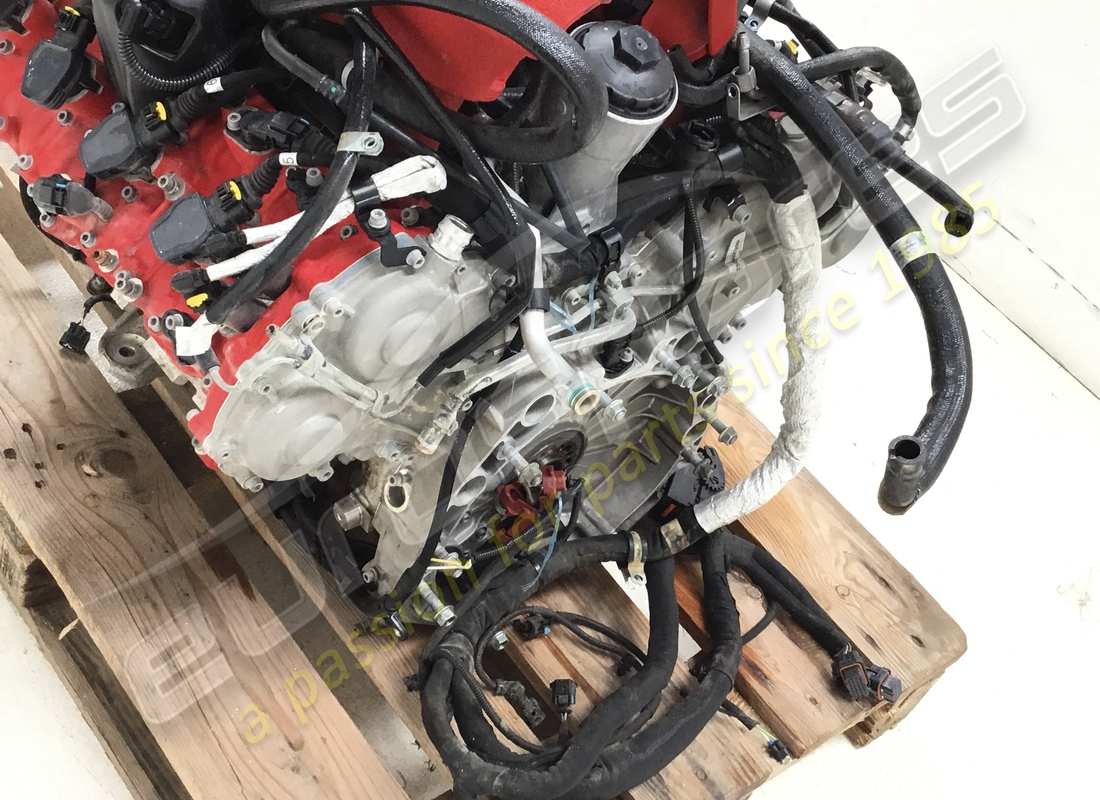 motore ferrari 488 usato. numero parte 985000235 (2)