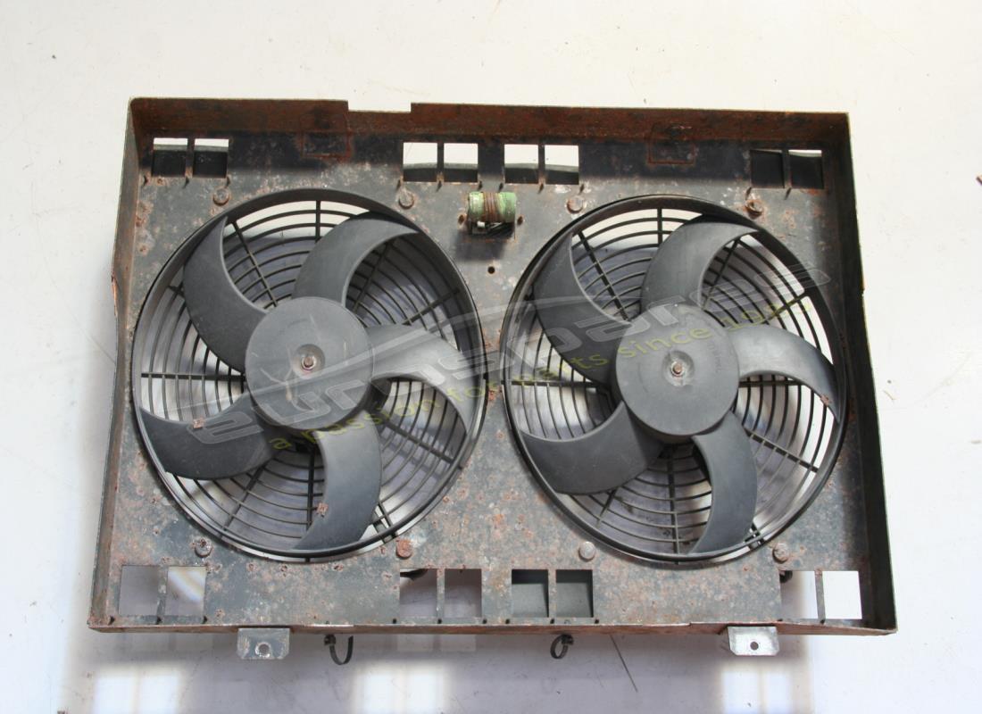 USATO Maserati COMPLETO GRUPPO CONDOTTO ARIA ELETTROVALVOLA. NUMERO PARTE 383300023 (1)