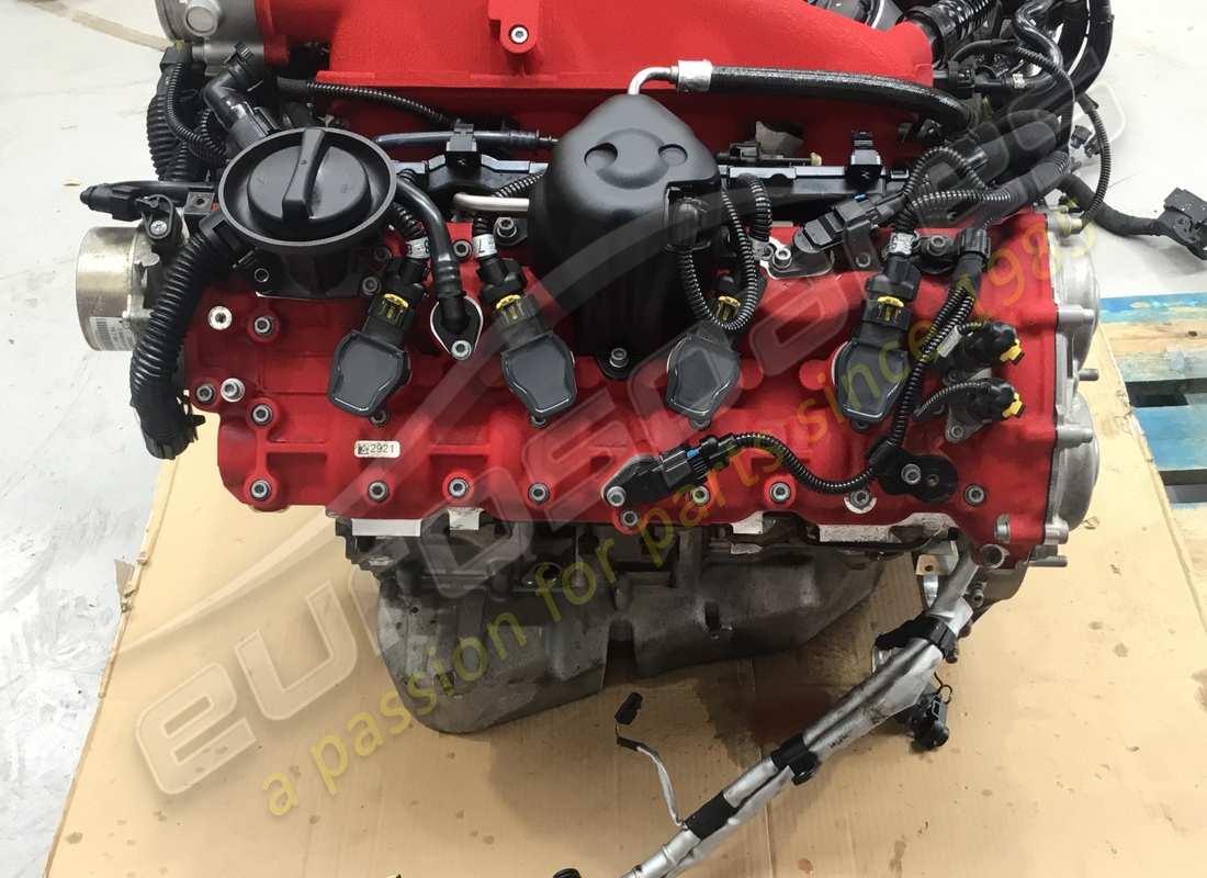 motore ferrari california t usato. numero parte 312699 (2)