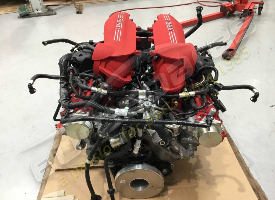 motore ferrari 488 usato. numero parte 985000235 (2)