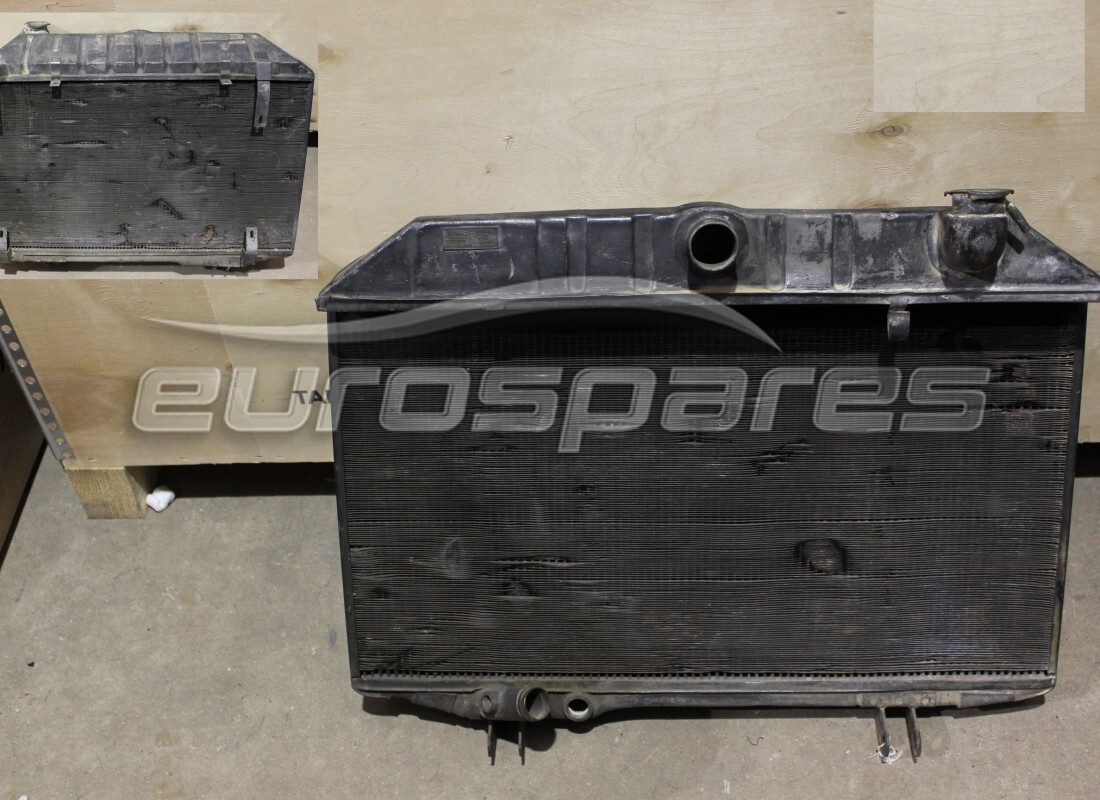 RADIATORE Ferrari USATO 275 GTB4 OE . NUMERO PARTE 800136 (1)