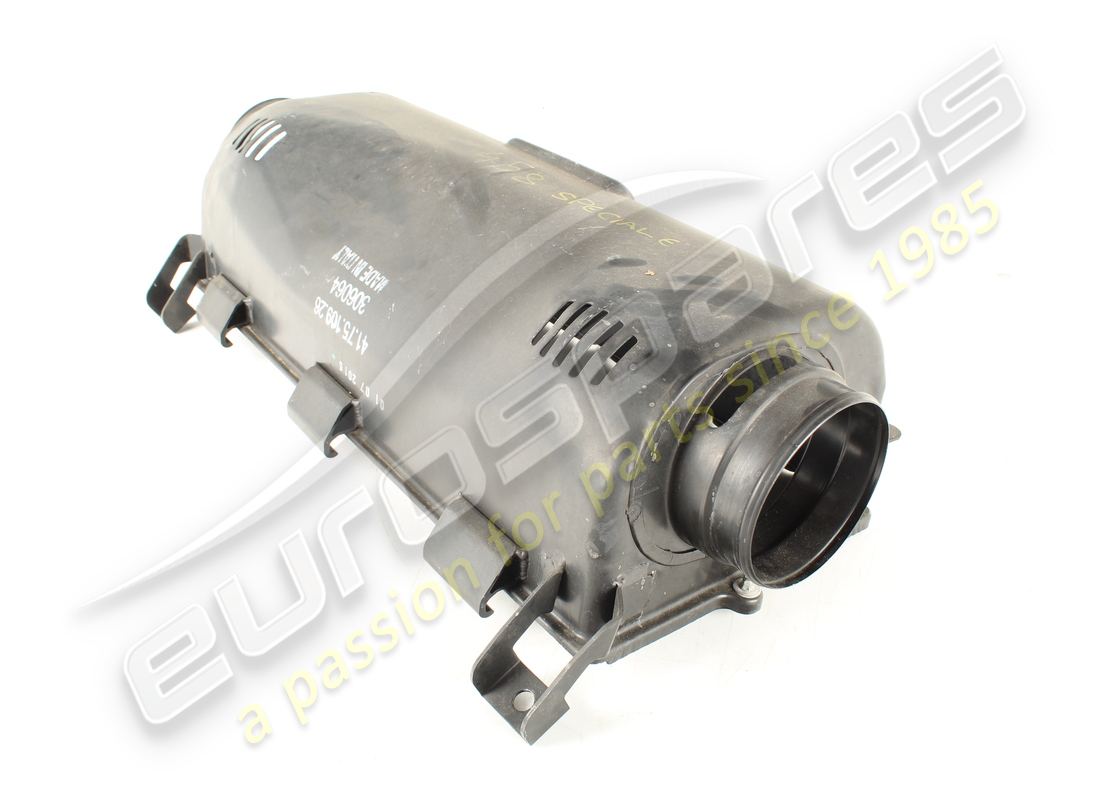 SCATOLA FILTRO FERRARI USATA. NUMERO PARTE 301033 (4) scatola filtro ferrari usata. numero parte 301033 (4)