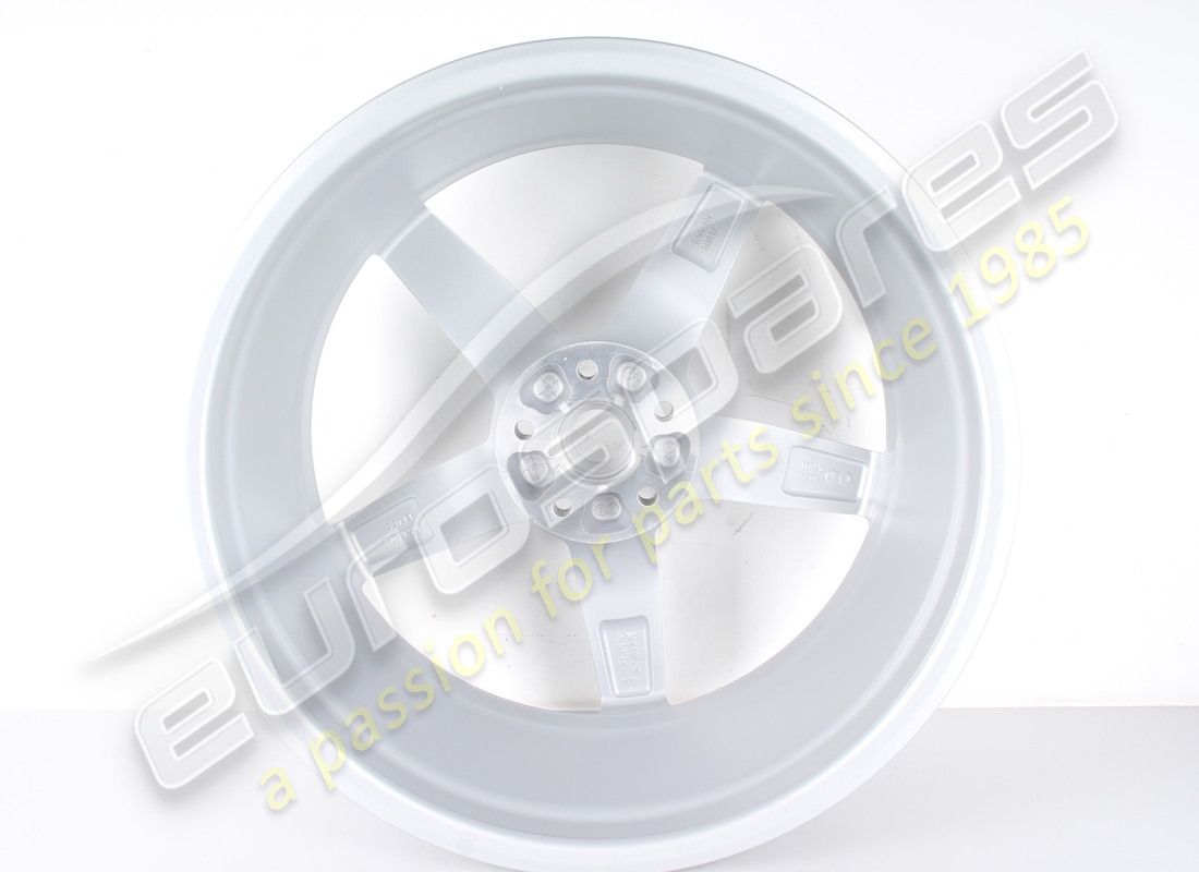 NUOVA RUOTA ANTERIORE FERRARI. NUMERO PARTE 328466 (4) nuova ruota anteriore ferrari. numero parte 328466 (4)