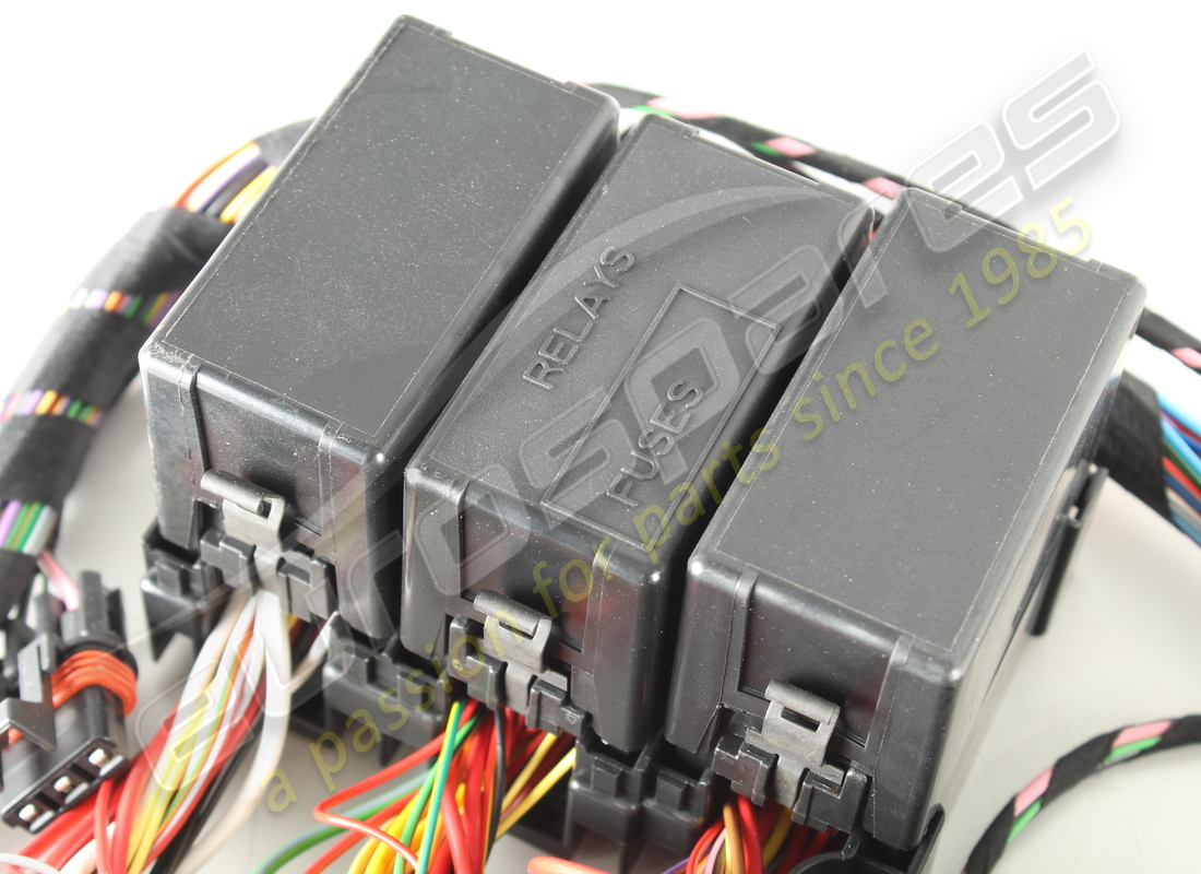 new ferrari lh rear tunnel cables. part number 177914 (2)