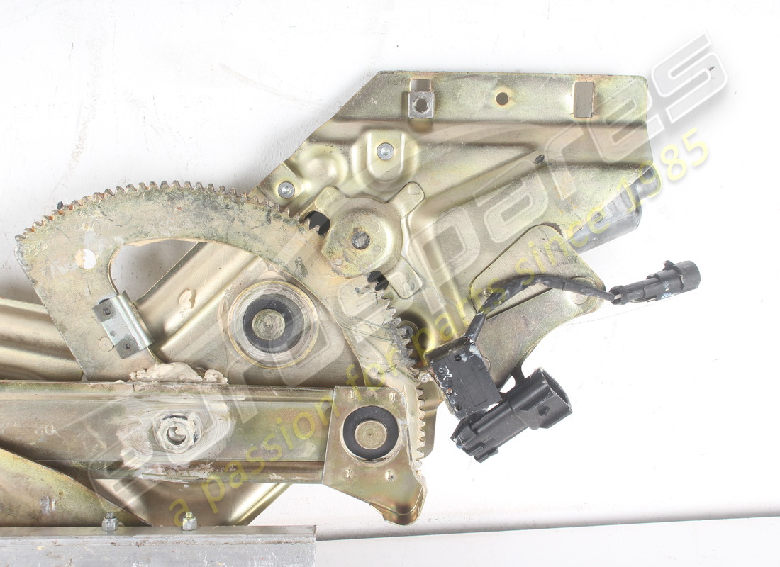 usato ferrari dispositivo alzacristallo sx. numero parte 67658900 (6)
