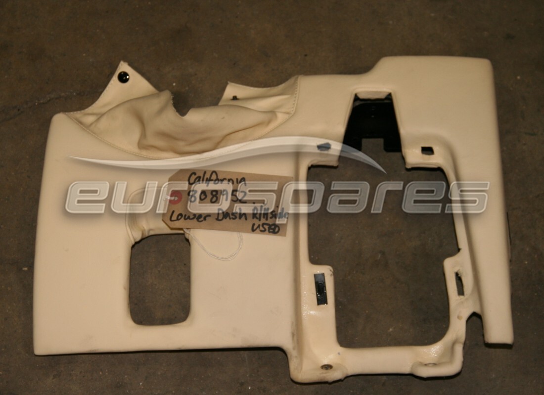 USATO Ferrari RIVESTIMENTO SOTTOCRUSCOTTO . NUMERO PARTE 808952.. (1)