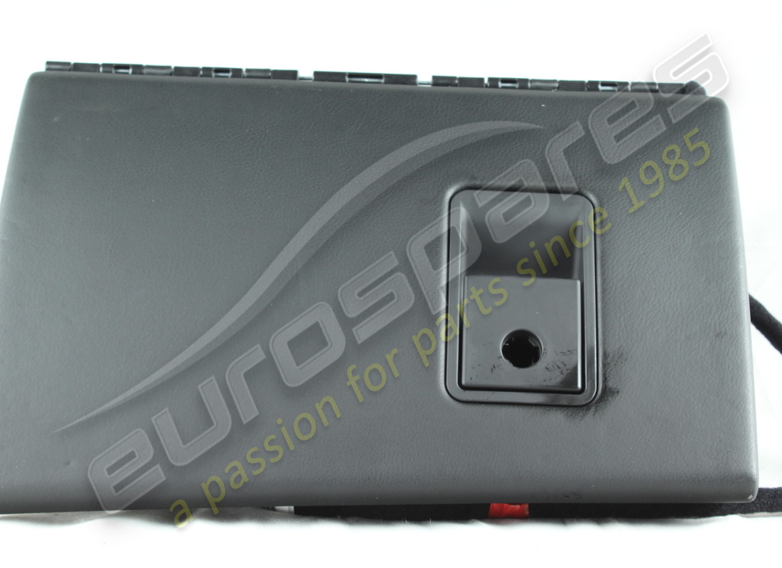 nuovo maserati cassetto completo in pelle nera. numero parte 69918000 (3)