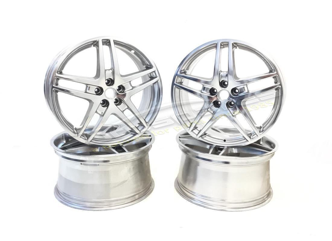 nuovo ferrari ruote set (sfera lucida) 19 pollici. numero parte 70001163 (1)