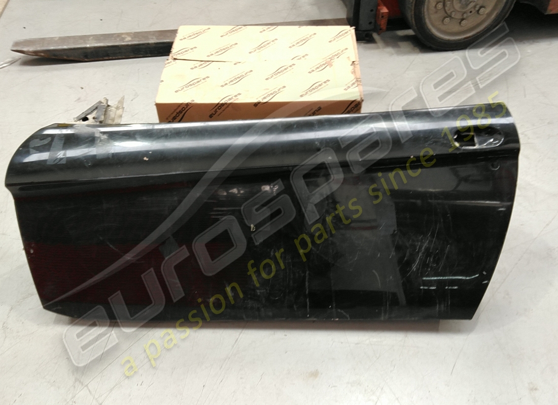 USATO Ferrari PORTA SX. NUMERO PARTE 63481700 (1)