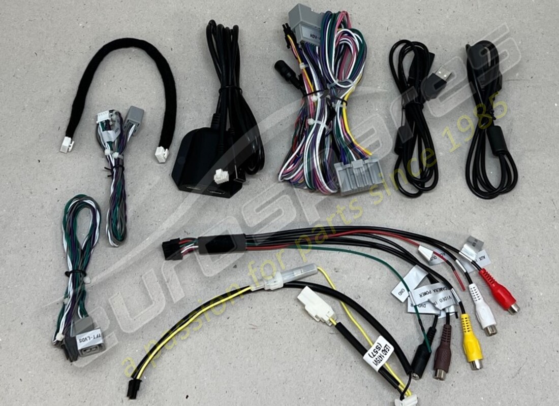 nuovo ferrari kit infotainment. numero parte 70004508 (3)