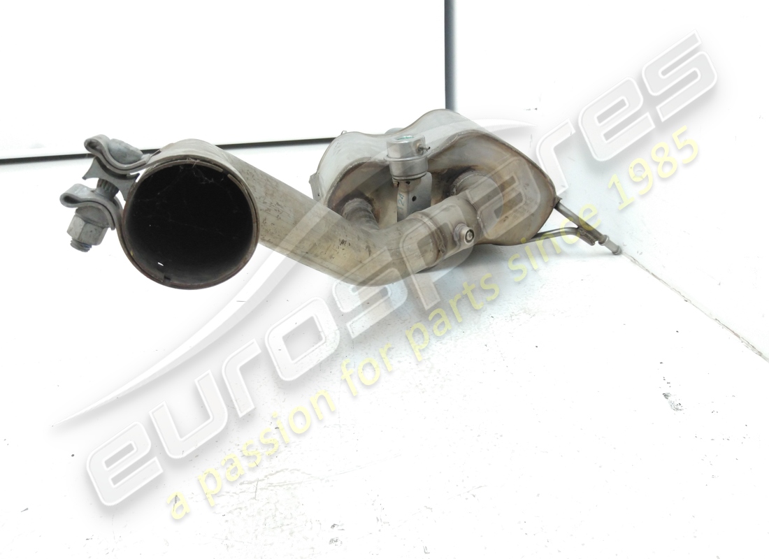 nuovo maserati silenziatore posteriore sx. numero parte 257204 (3)
